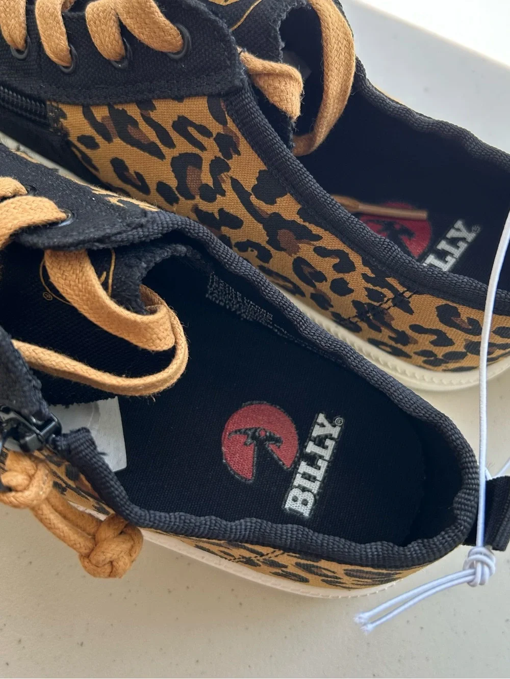 Billy Footwear Kids Shoes Size 4 Black Cheetah Harbor Essential Low Top New